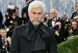 Bad Bunny deslumbra en la Met Gala 2026