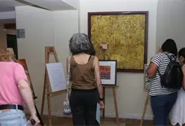 Exhiben muestra in&eacute;dita del escritor Andr&eacute;s Iduarte
