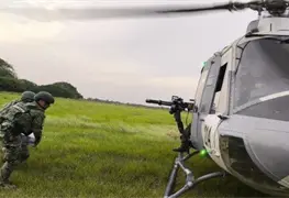 Cae narcoavioneta con 636 kgs. de coca