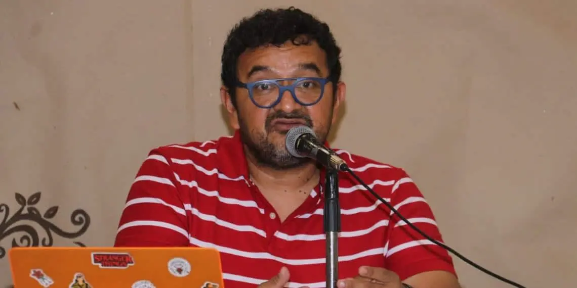 Desvelan datos sobre la vida y el linaje de José Carlos Becerra Desvelan datos sobre la vida y el linaje de José Carlos Becerra