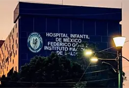 Protesta de m&eacute;dicos residentes en Hospital Infantil de M&eacute;xico por violencia laboral