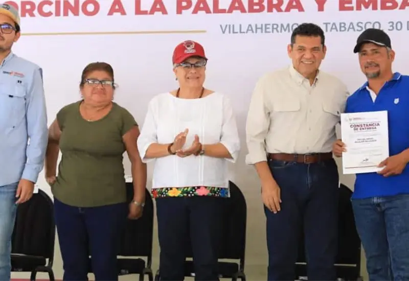 Fortalecimiento del sector primario en Tabasco: Javier May entrega apoyos