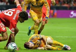 Marcelo Flores queda fuera del Mundial por lesi&oacute;n de ligamento cruzado anterior