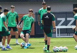 Selecci&oacute;n Mexicana alista anuncio de lista mundialista