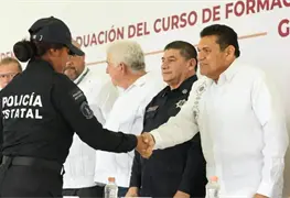 Mejora tabasco en salario a polic&iacute;as