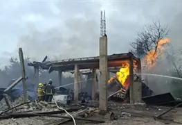 Explosi&oacute;n de pipas en Tepeaca provoca evacuaci&oacute;n masiva de estudiantes