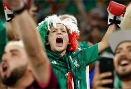 Vive el debut mundialista con pantalla gigante y ambiente de estadio en El Merendero