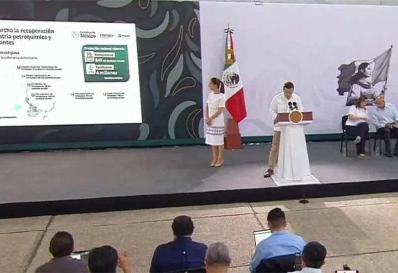 Claudia Sheinbaum lanza estrategia para reactivar la petroqu&iacute;mica y los fertilizantes en Veracruz