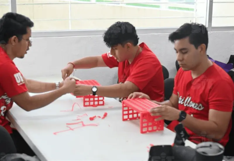 La UPC se prepara para el Torneo Universitario de Rob&oacute;tica