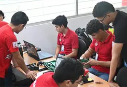 Impulsan desarrollo con futbol rob&oacute;tico