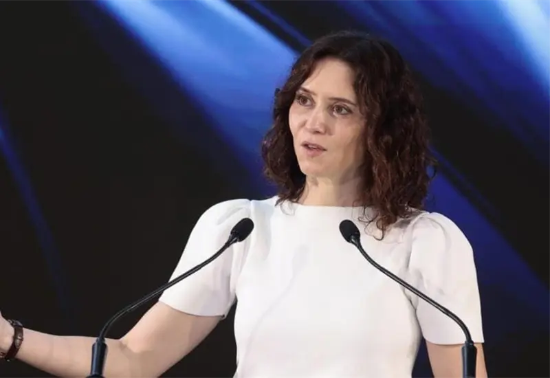Ayuso protege a empresarios y pol&iacute;ticos en M&eacute;xico