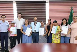 Gobierno del Pueblo entrega escrituras a mujeres de Centro y Jonuta