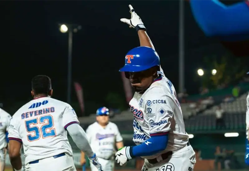 Victoria de los Olmecas sobre Rieleros: 4-1