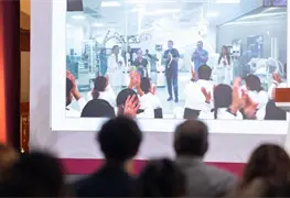 Robots quir&uacute;rgicos llegan a hospitales p&uacute;blicos en M&eacute;xico