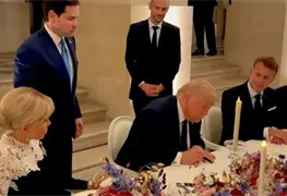 Firma de memorando de entendimiento entre Trump y Macron