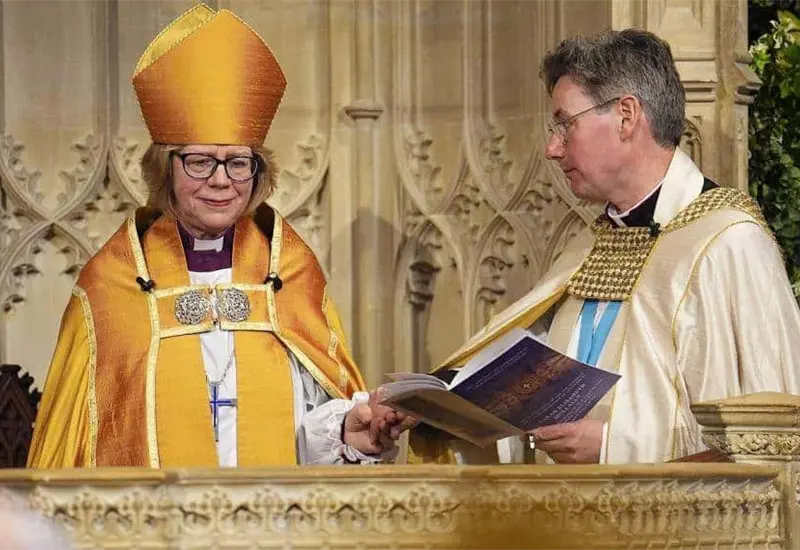 Movimiento Adultos Adoptados critica mensaje de la Iglesia de Inglaterra