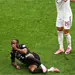 FIFA sanciona con 5 partidos a jugador catar&iacute; por fracturar pierna en Mundial