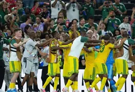 Sud&aacute;frica vence a Corea del Sur: M&eacute;xico avanza en fase grupos