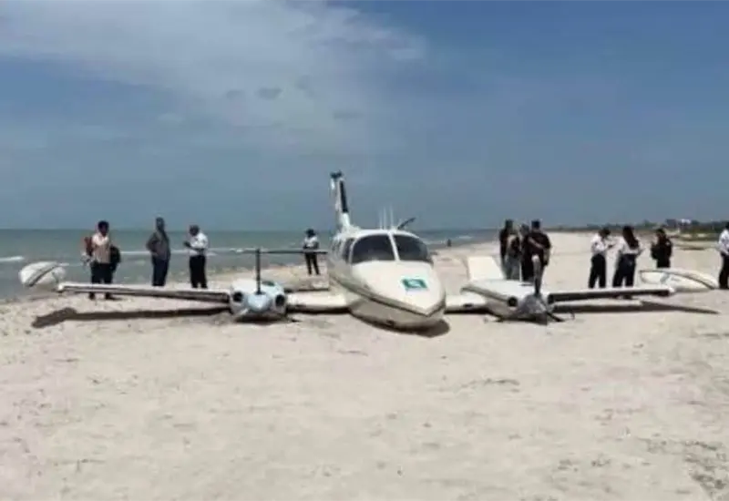 Avioneta Cessna aterriza de emergencia en Ciudad del Carmen