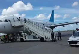 Cooperaci&oacute;n migratoria: Nuevo vuelo con migrantes cubanos
