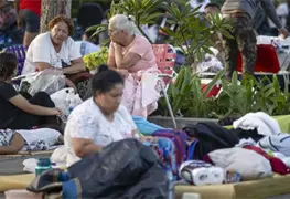 Cientos de familias duermen en las calles los terremotos en Venezuela