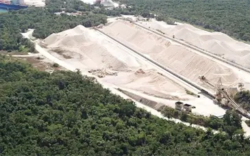 Gobierno busca acuerdo con Vulcan para cierre definitivo de extracci&oacute;n de caliza
