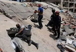 Aumentan a 2,645 los muertos por sismos en Venezuela