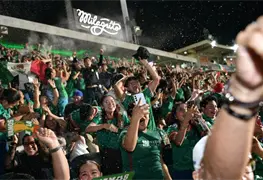 Estadio Centenario 27 de Febrero rebosa de pasi&oacute;n con aficionados tabasque&ntilde;os