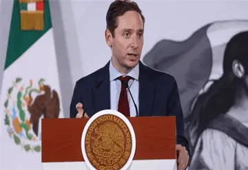 Retraso de cuatro meses en compra de medicinas del sector salud