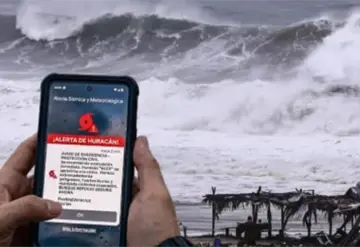 Sheinbaum anuncia sistema de alertas por lluvias y ciclones en celulares