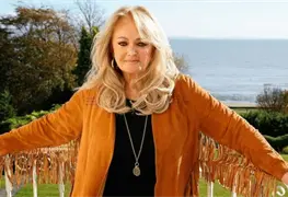 Adi&oacute;s a Bonnie Tyler: leyenda del pop y rock de los 80