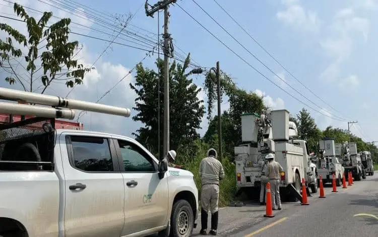 Soluci&oacute;n a apagones de luz en Tabasco con CFE