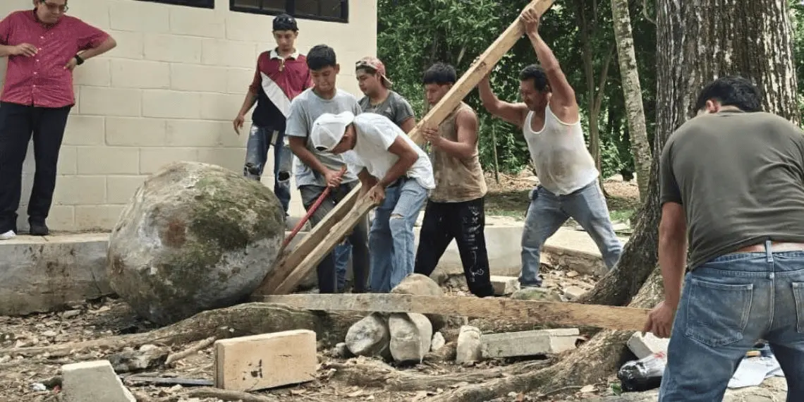 Museo Municipal de Teapa incorpora petroglifo prehispánico
