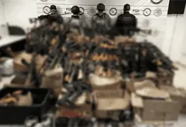 Operativo conjunto decomisa armas del C&aacute;rtel de Sinaloa