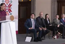 Van por desazolve de r&iacute;os de Tabasco